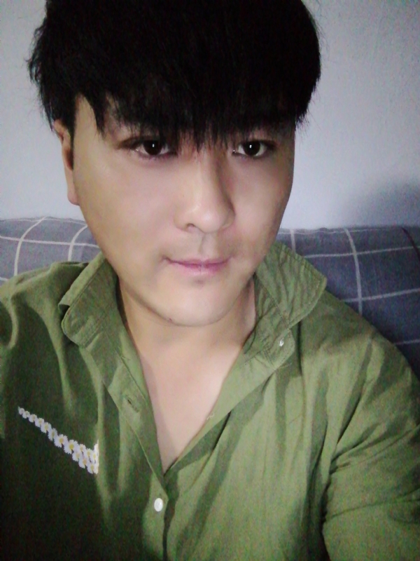 舍不得的第一张照片--承德闪婚服务中心